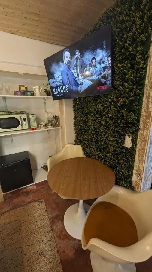 Tiny Smart Home, Private Garden & Outside Jacuzzi. Center Sintra! Extérieur photo
