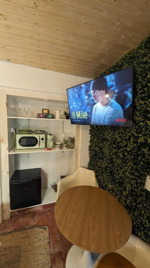Tiny Smart Home, Private Garden & Outside Jacuzzi. Center Sintra! Extérieur photo